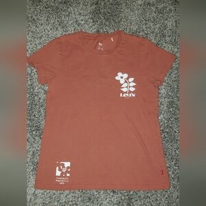 Levi's| Basic Floral Graphic Tee